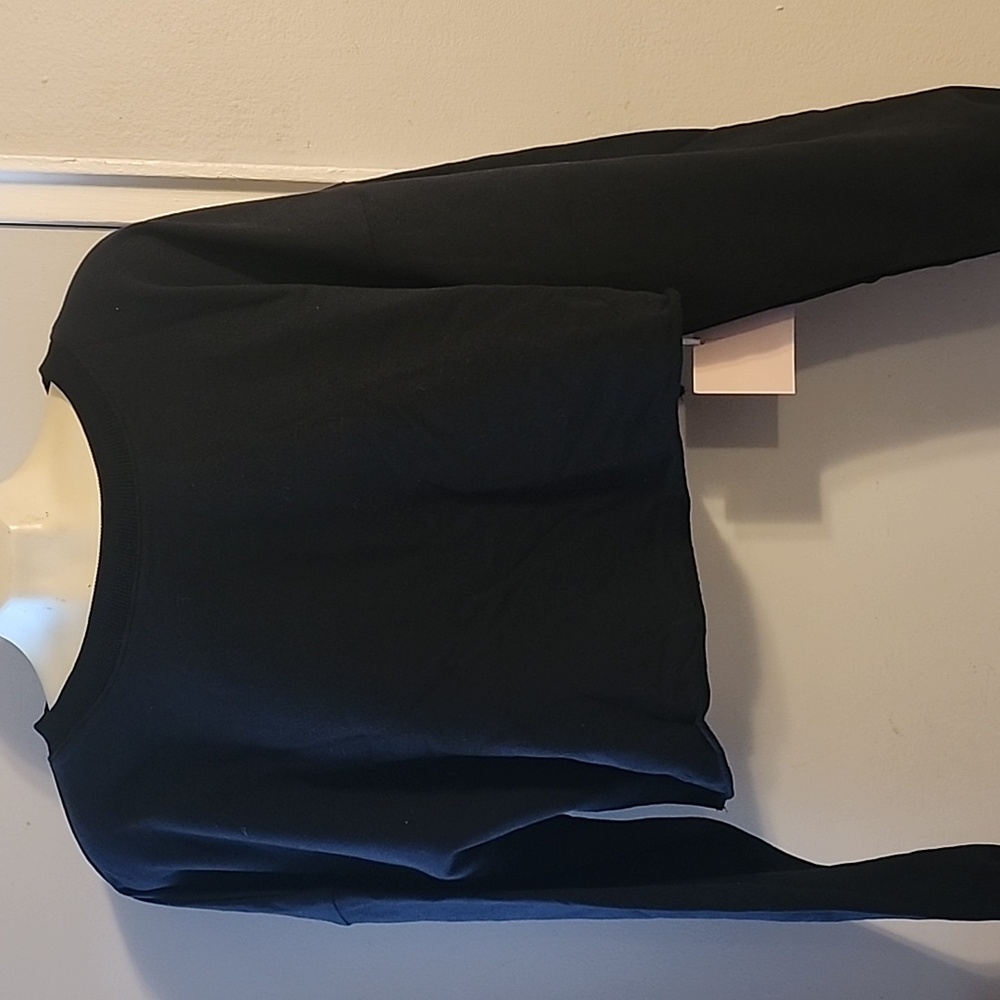 Black Cropped Sweatshirt